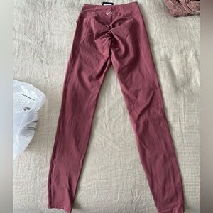 TLF High waisted scrunch legging